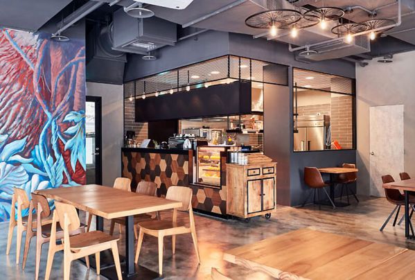 辦公室裝修設計的多功能共享空間