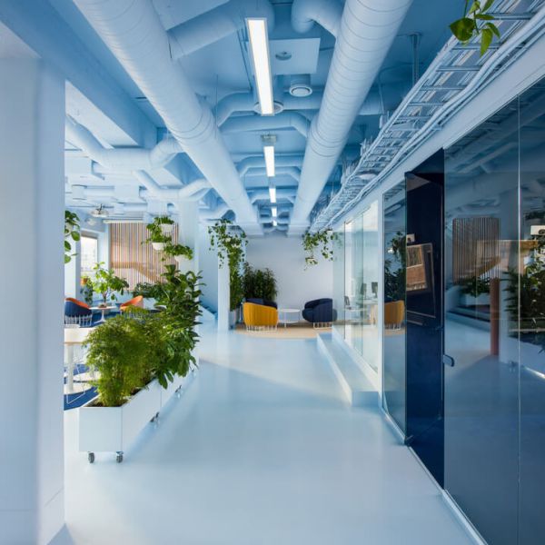 辦公室裝修關(guān)于專業(yè)團隊的選擇